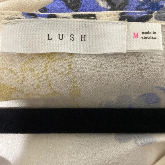 Lush Floral Dress Size M - Picture 8 of 9